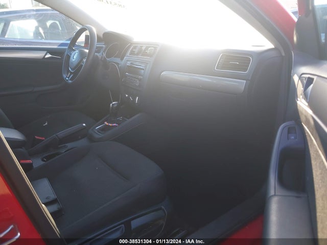 3VWD17AJ0FM295375 Volkswagen Jetta 1.8t Se