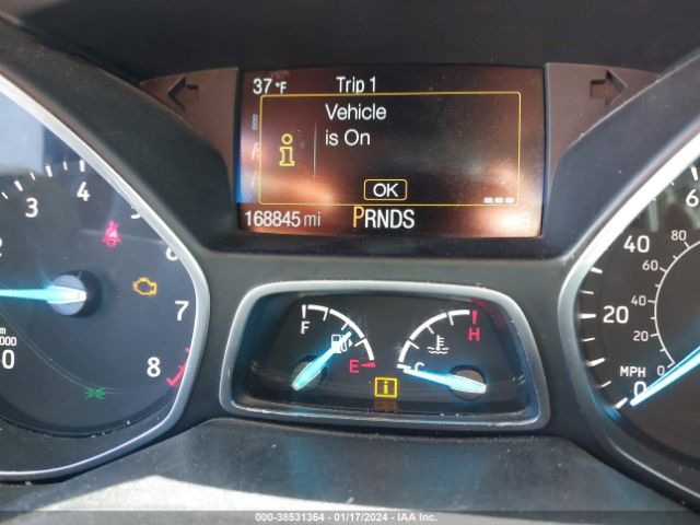 1FMCU0F77KUB57800 Ford ESCAPE S