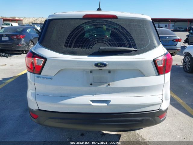 1FMCU0F77KUB57800 Ford ESCAPE S