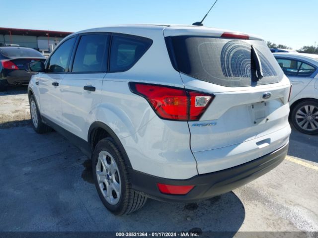1FMCU0F77KUB57800 Ford ESCAPE S