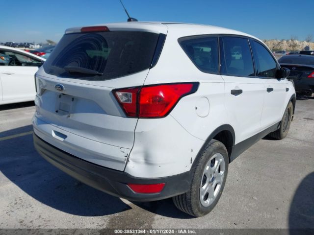1FMCU0F77KUB57800 Ford ESCAPE S