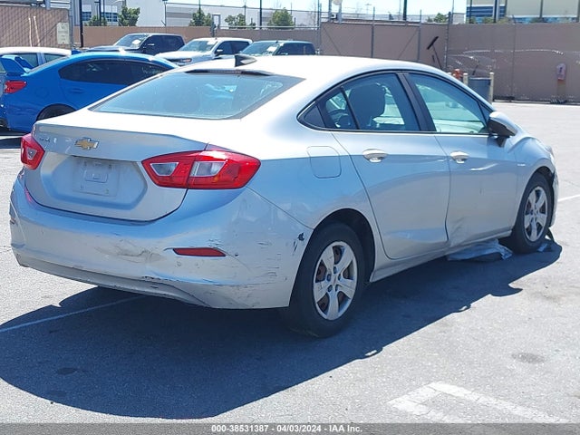 Chevrolet Cruze Ls Auto 2017 1G1BC5SMXH7255165 Image 4