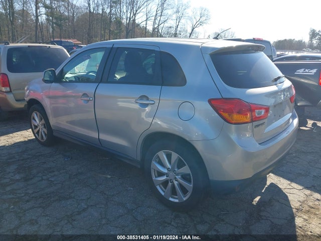 4A4AP3AU4FE013230 Mitsubishi Outlander Sport Es