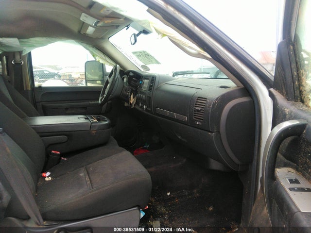 2010 CHEVROLET SILVERADO 1500 LT VIN: 3GCRKSEA3AG264129
