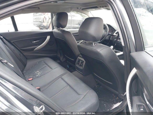 BMW 320i Xdrive 2014 WBA3C3G5XENS67113 Image 8
