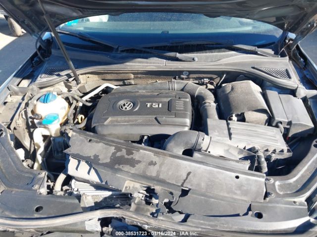1VWAT7A3XGC011574 Volkswagen Passat 1.8t S