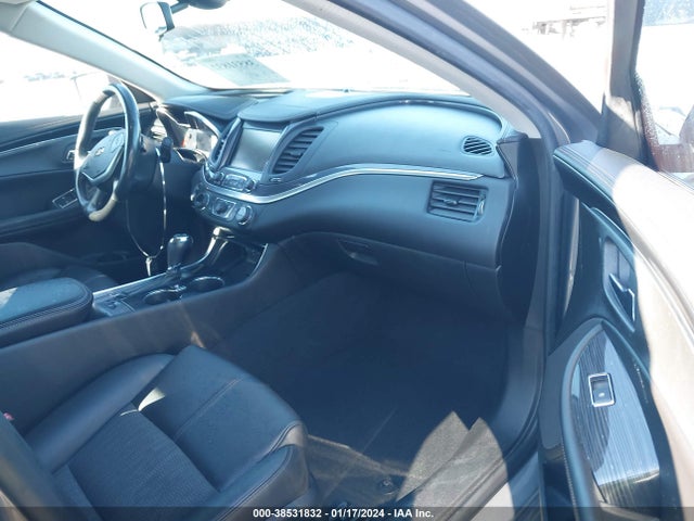Chevrolet IMPALA 1LT 2018 2G1105S3XJ9131199 Image 5