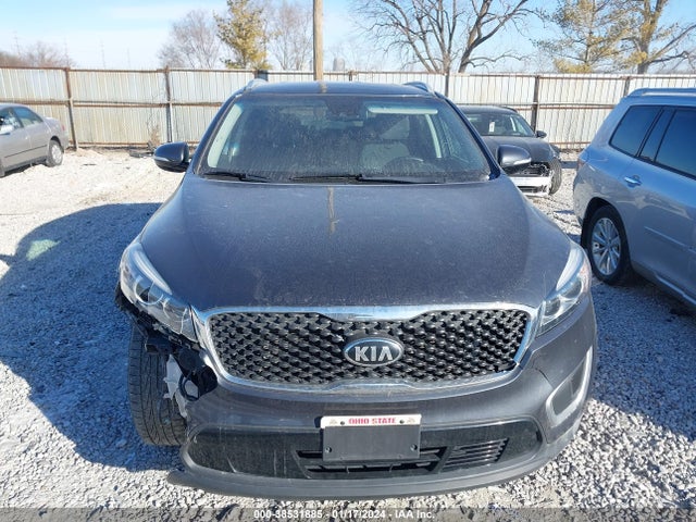 2017 KIA SORENTO 2.4L LX VIN: 5XYPGDA30HG256185