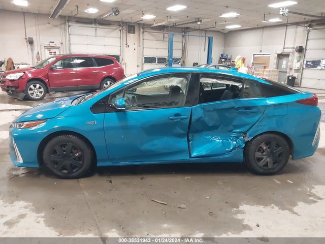 Toyota Prius Prime Plus 2019 JTDKARFP4K3112820 Image 14