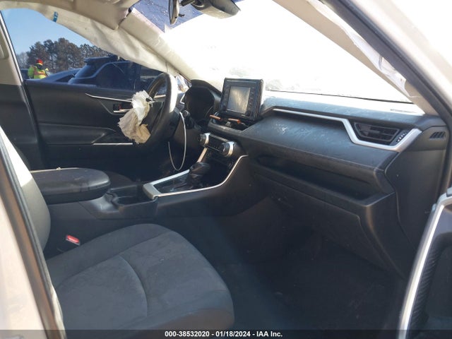 Toyota Rav4 Xle 2020 2T3W1RFV5LC060338 Image 5
