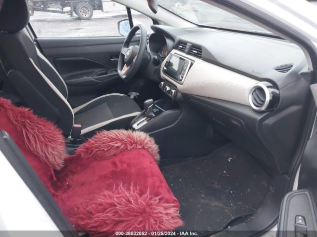 3N1CN8EV9LL882152 Nissan Versa Sv Xtronic Cvt