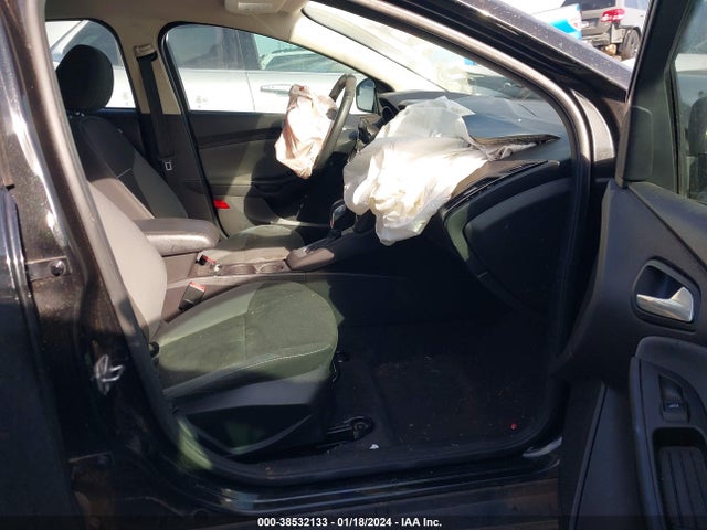 Ford FOCUS SE 2014 1FADP3F23EL406499 Image 5