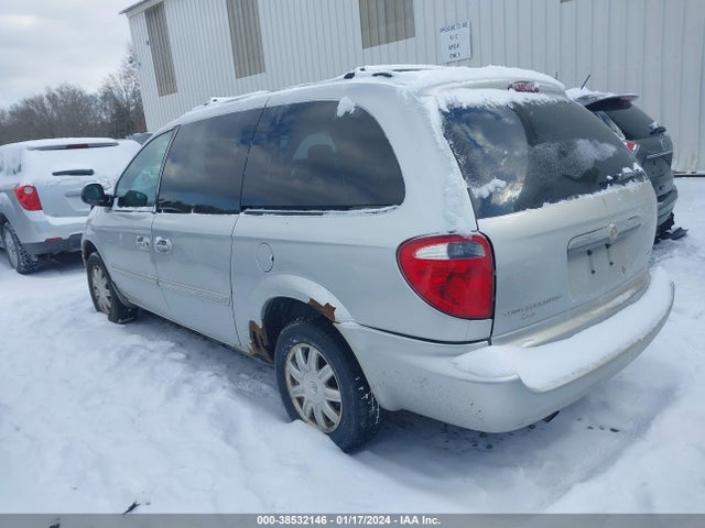 2005 CHRYSLER TOWN & COUNTRY TOURING VIN: 2C4GP54L45R489088
