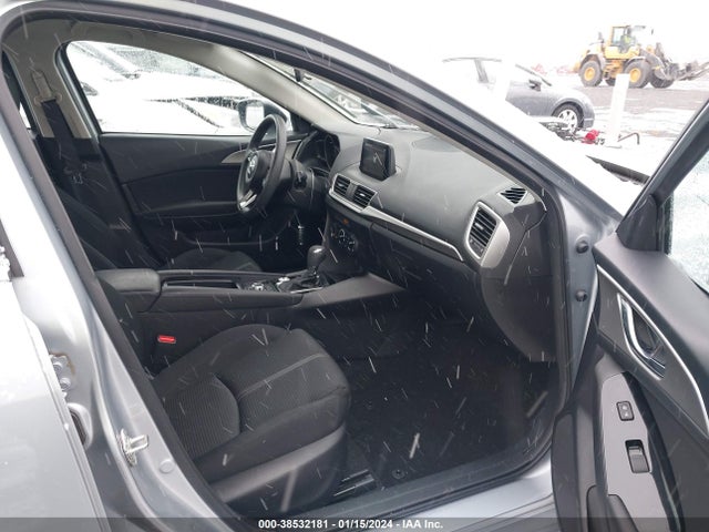 3MZBN1U7XHM155202 Mazda Mazda3 Sport