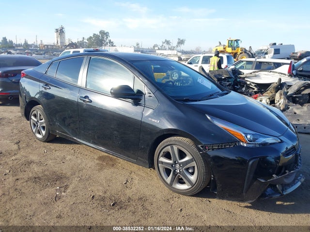 Toyota PRIUS XLE 2019 JTDKARFU2K3075952 Image 1