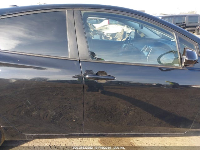 Toyota PRIUS XLE 2019 JTDKARFU2K3075952 Image 13