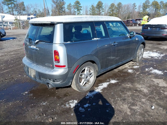 2009 MINI COOPER S CLUBMAN WMWMM335X9TP93072 Photo 3