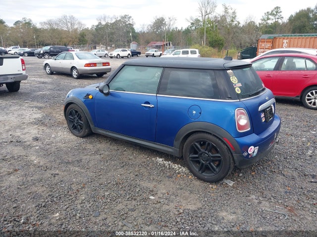 2012 MINI COOPER WMWSU3C52CT257862 Photo 2