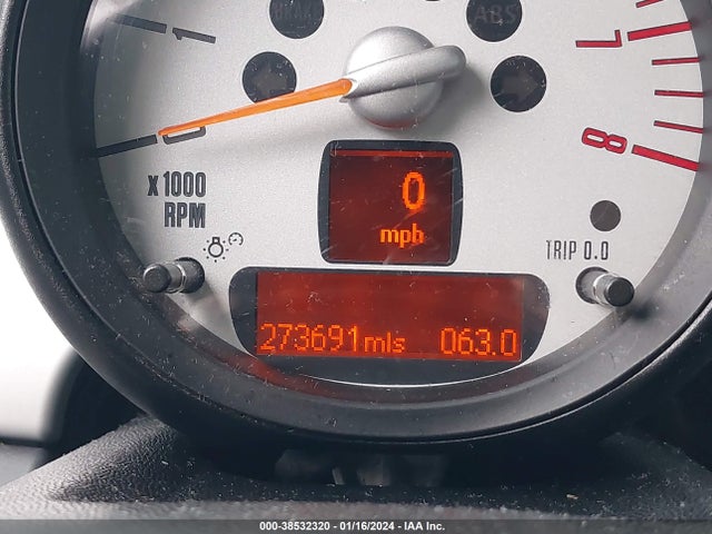 2012 MINI COOPER WMWSU3C52CT257862 Photo 6