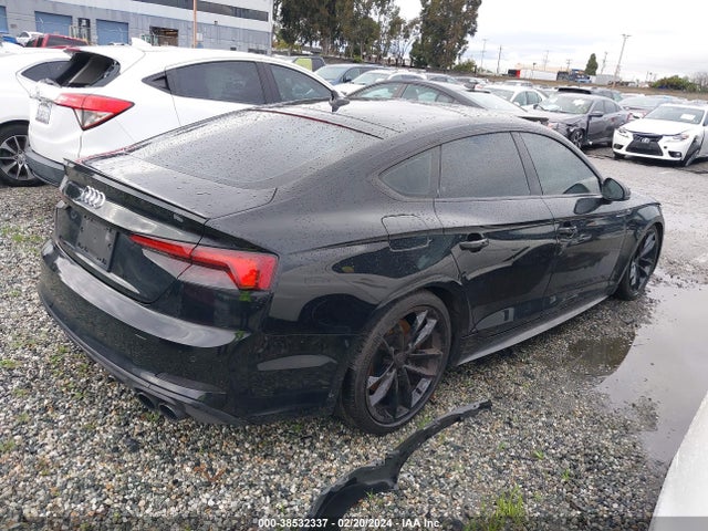 WAUB4CF59JA045500 Audi S5 3.0t Premium Plus
