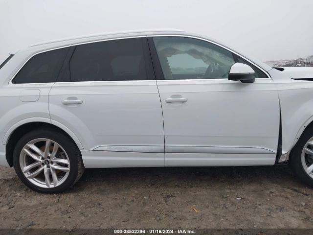 WA1VAAF70JD022310 Audi Q7 3.0t Premium
