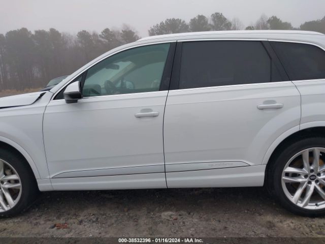 WA1VAAF70JD022310 Audi Q7 3.0t Premium