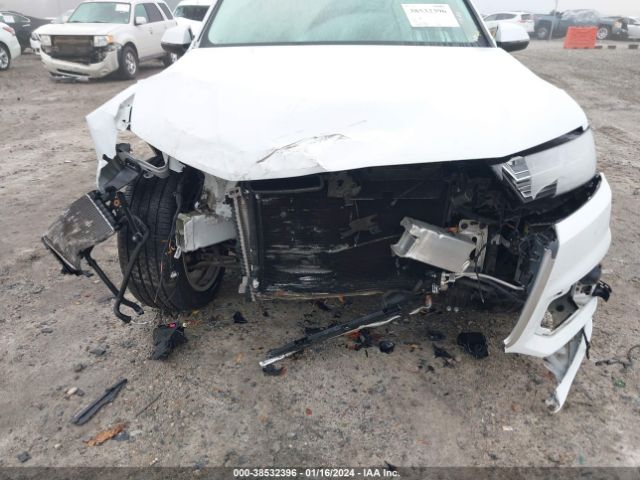 WA1VAAF70JD022310 Audi Q7 3.0t Premium