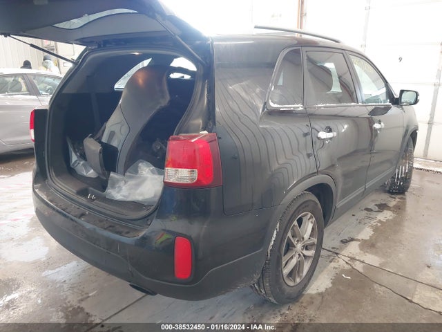 KIA SORENTO LX 2014 5XYKT4A69EG460138 Image 4