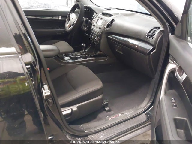 KIA SORENTO LX 2014 5XYKT4A69EG460138 Image 5
