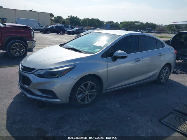 Chevrolet Cruze Lt Auto 2017 1G1BE5SM4H7244561 Image 2