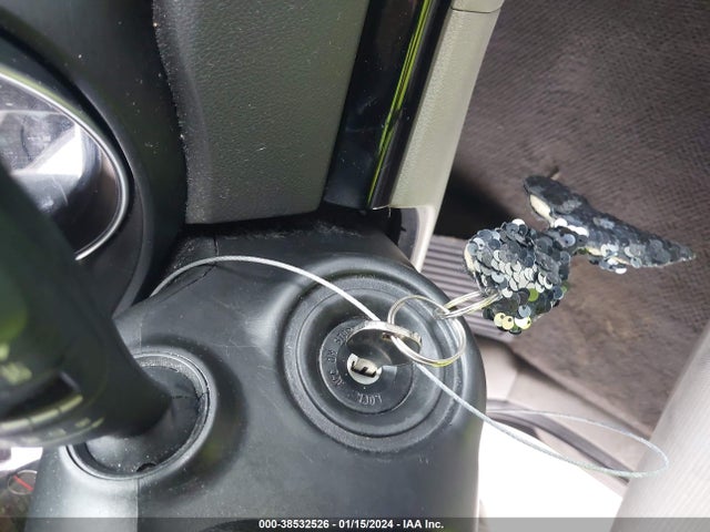 2015 KIA SEDONA LX VIN: KNDMB5C12F6041605