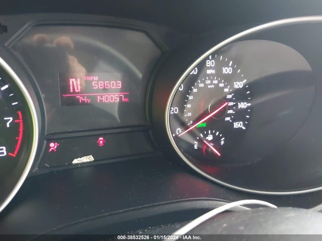 2015 KIA SEDONA LX VIN: KNDMB5C12F6041605
