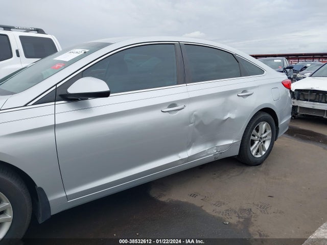 2015 HYUNDAI SONATA SE VIN: 5NPE24AF7FH194726