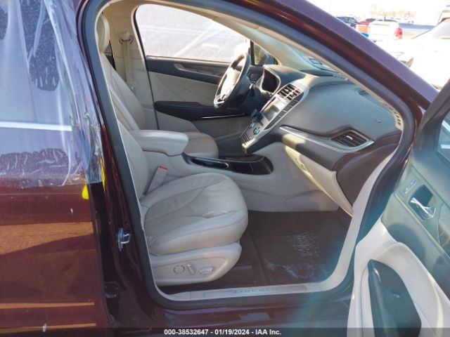 5LMCJ3C96HUL70128 Lincoln Mkc Reserve