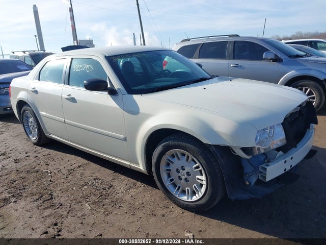 Продаж на аукціоні авто 2006 Chrysler 300, vin: 2C3KA43R76H226620, номер лоту: 38532657