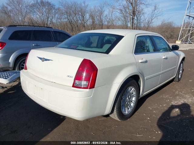 Продаж на аукціоні авто 2006 Chrysler 300, vin: 2C3KA43R76H226620, номер лоту: 38532657