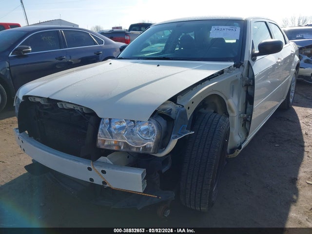 Продаж на аукціоні авто 2006 Chrysler 300, vin: 2C3KA43R76H226620, номер лоту: 38532657