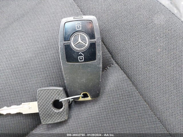 W1Y4DCHYXMT068677 Mercedes-Benz Sprinter 2500 High Roof I4 Diesel