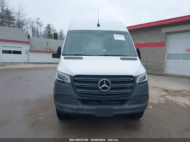 W1Y4DCHYXMT068677 Mercedes-Benz Sprinter 2500 High Roof I4 Diesel