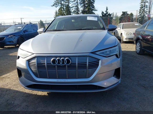 WA1VABGE4KB020849 Audi E-tron Premium Plus