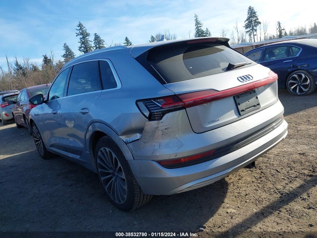 WA1VABGE4KB020849 Audi E-tron Premium Plus