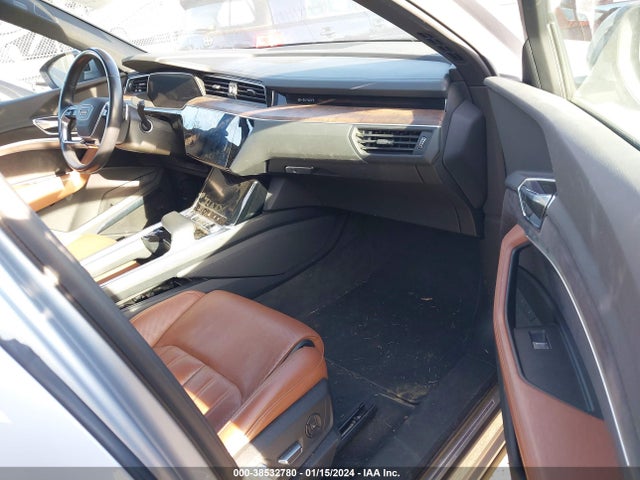 WA1VABGE4KB020849 Audi E-tron Premium Plus