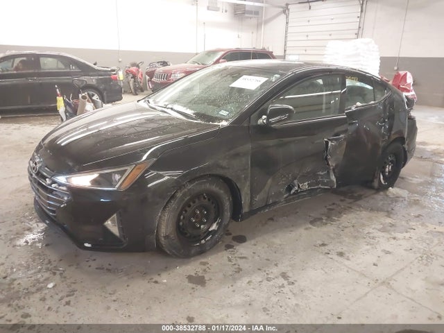 Hyundai ELANTRA SE 2020 5NPD74LFXLH522209 Image 2