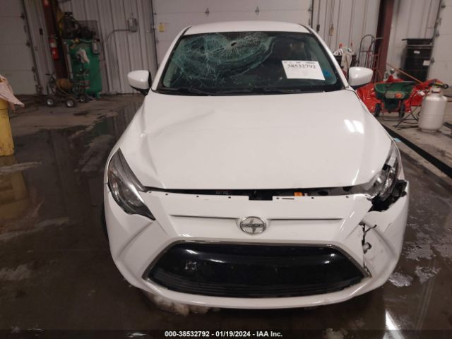 3MYDLBZV4GY103975 Scion IA