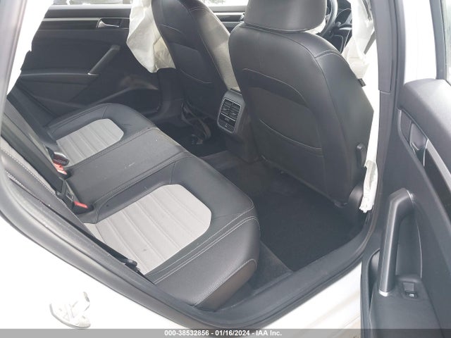 1VWJM7A35JC035558 Volkswagen Passat 3.6l V6 Gt