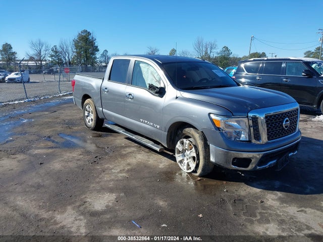 Nissan TITAN SV 2018 1N6AA1EJ7JN502143 main image