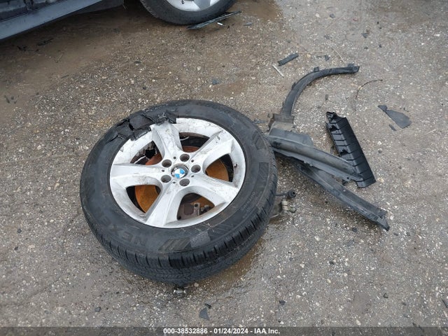 2011 BMW X5 XDRIVE50I VIN: 5UXZV8C52BL421586