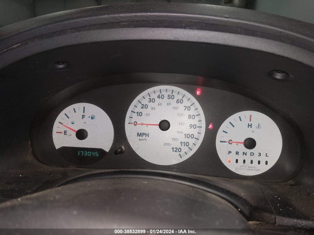 2006 CHRYSLER TOWN & COUNTRY VIN: 1A4GP45R06B745752