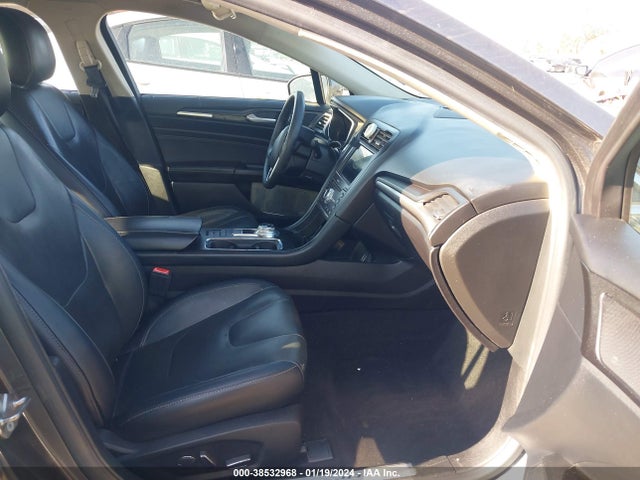 Ford Fusion Hybrid Titanium 2019 3FA6P0RU1KR180870 Image 5