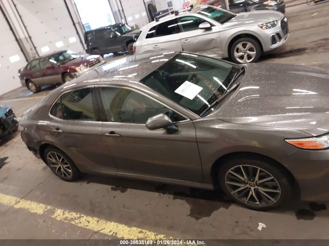 4T1F11BK4PU078792 Toyota Camry Xle Awd